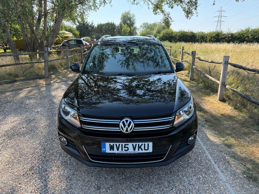 Volkswagen Tiguan 2.0 Tdi Bluemotion Tech R-line Edition Dsg 4Wd Eur White #3