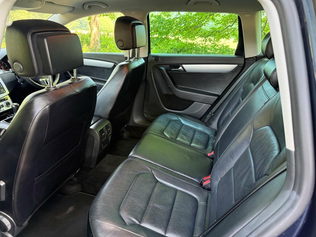 Volkswagen Passat Alltrack 2.0 Alltrack Tdi Bluemotion Black #20