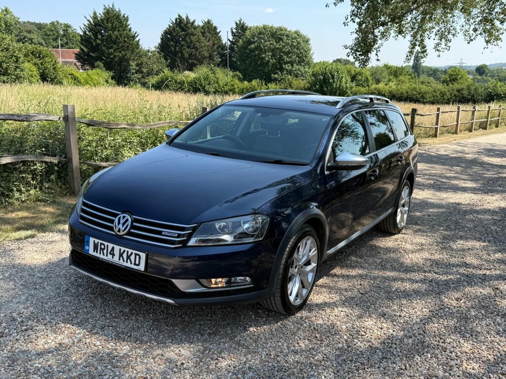 Volkswagen Passat Alltrack 2.0 Alltrack Tdi Bluemotion Black #14