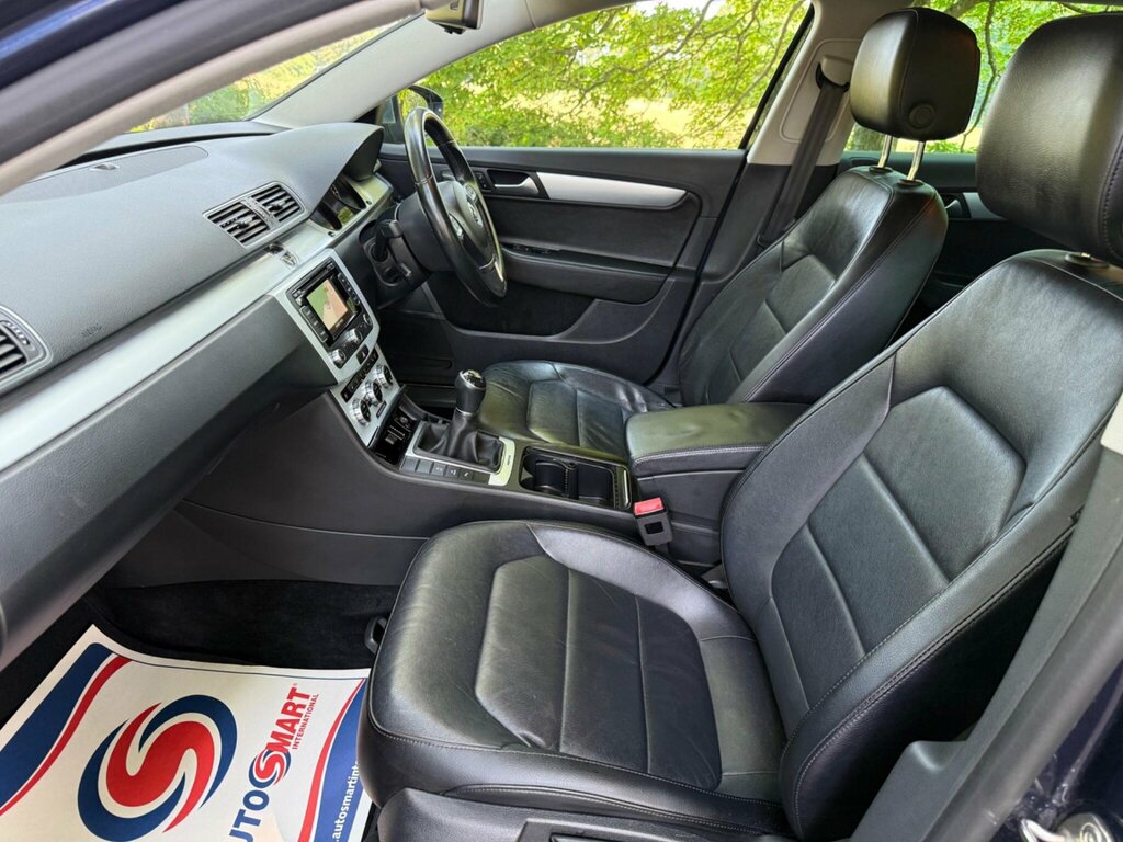 Volkswagen Passat Alltrack 2.0 Alltrack Tdi Bluemotion Black #25