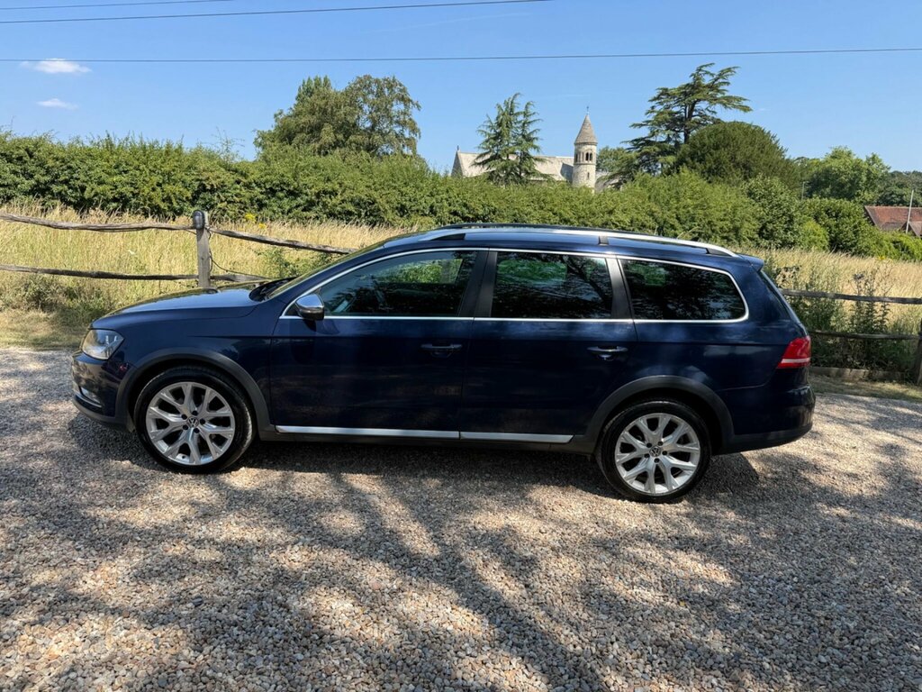 Volkswagen Passat Alltrack 2.0 Alltrack Tdi Bluemotion Black #8