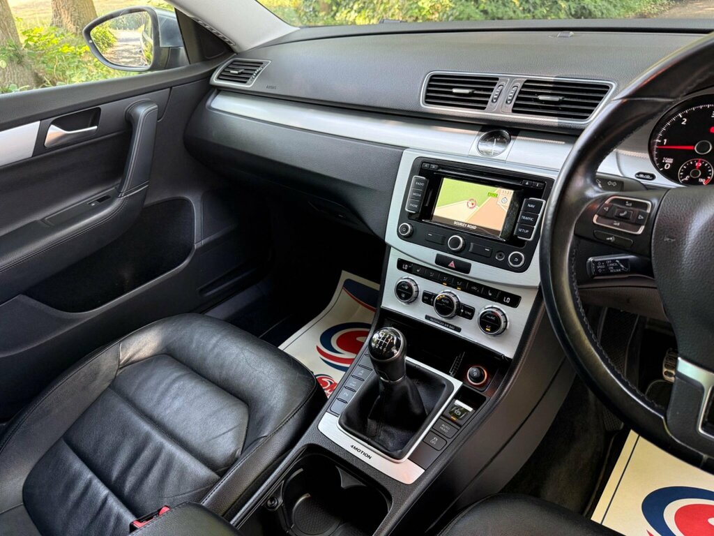 Volkswagen Passat Alltrack 2.0 Alltrack Tdi Bluemotion Black #28
