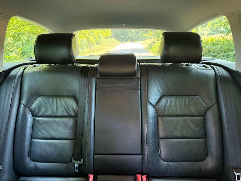 Volkswagen Passat Alltrack 2.0 Alltrack Tdi Bluemotion Black #22