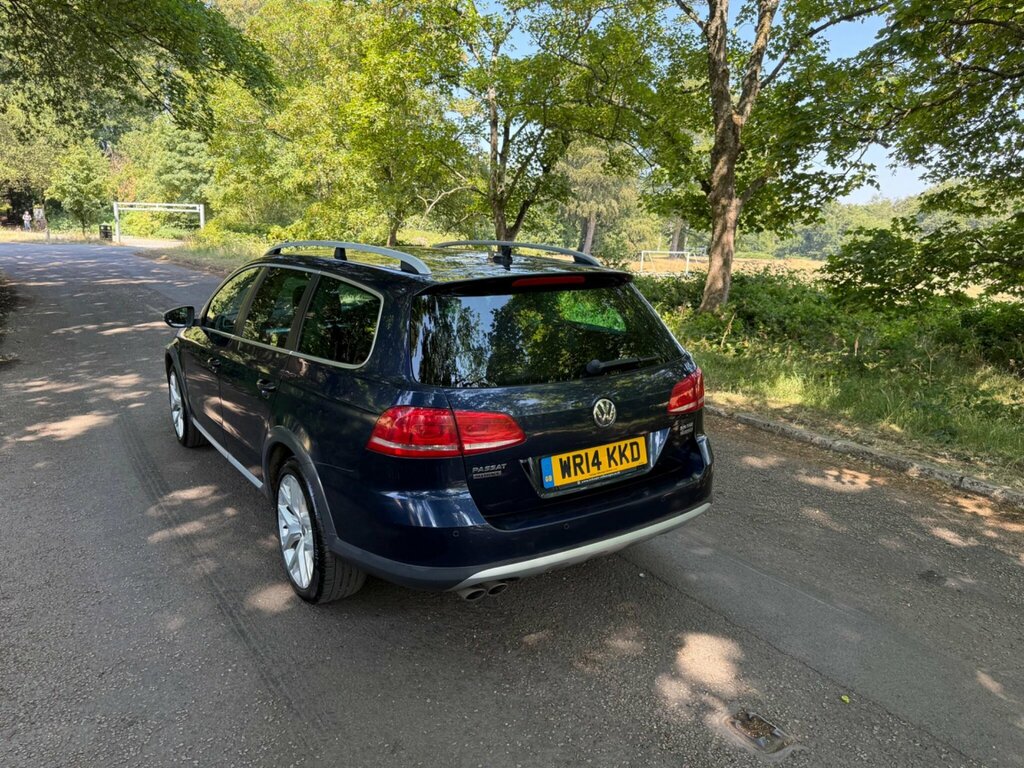 Volkswagen Passat Alltrack 2.0 Alltrack Tdi Bluemotion Black #11