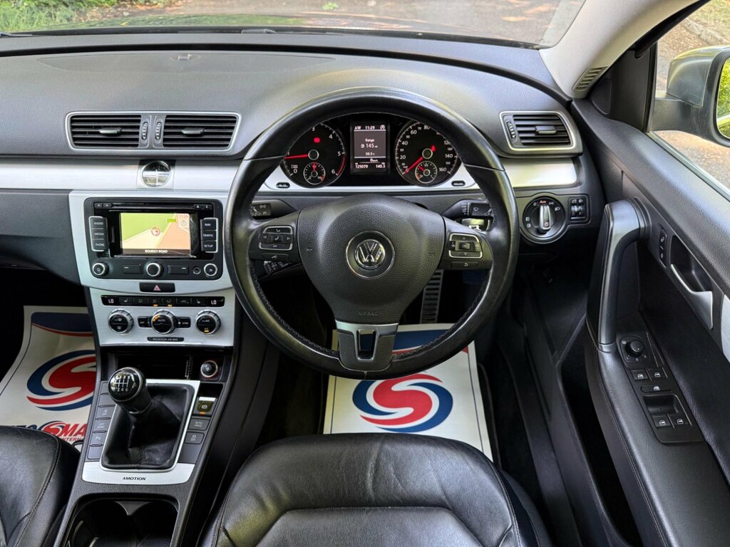 Volkswagen Passat Alltrack 2.0 Alltrack Tdi Bluemotion Black #34