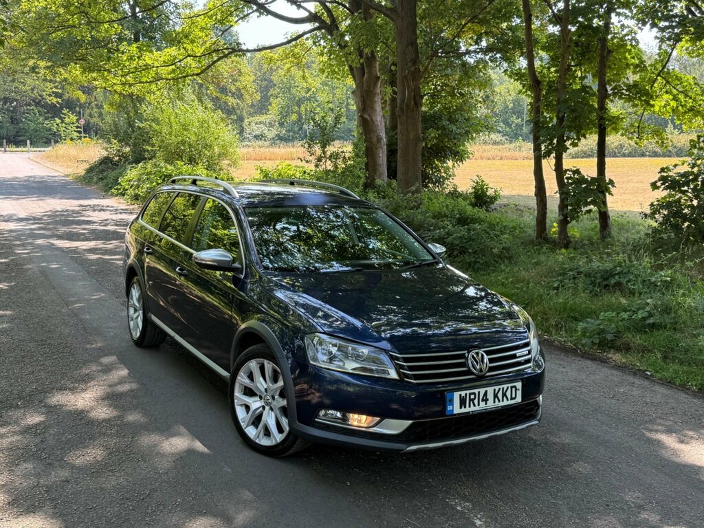 Volkswagen Passat Alltrack 2.0 Alltrack Tdi Bluemotion Black #13