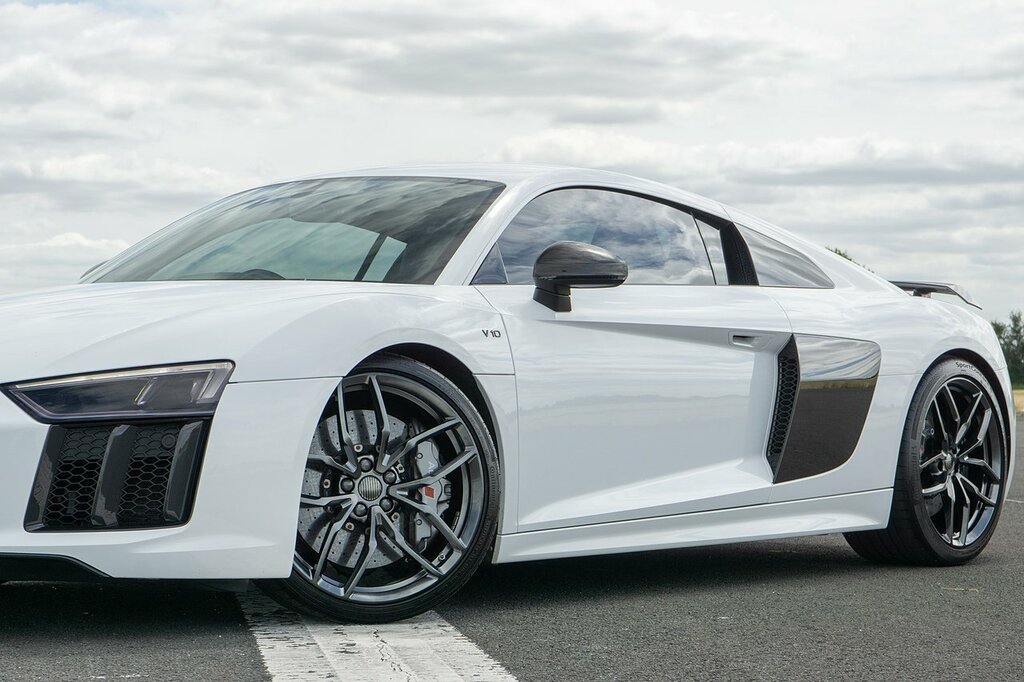 Audi R8 Fsi V10 Plus White #6
