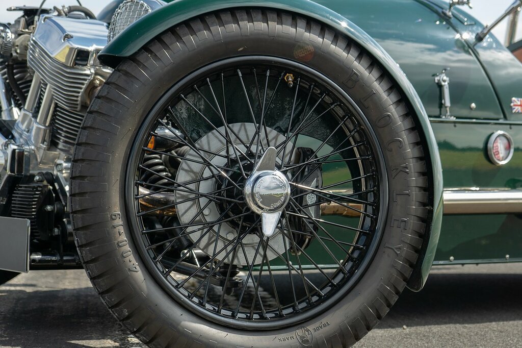 Morgan 3 Wheeler Petrol Green #7