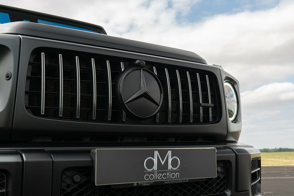 Mercedes-Benz G Class Amg Squared Black #38