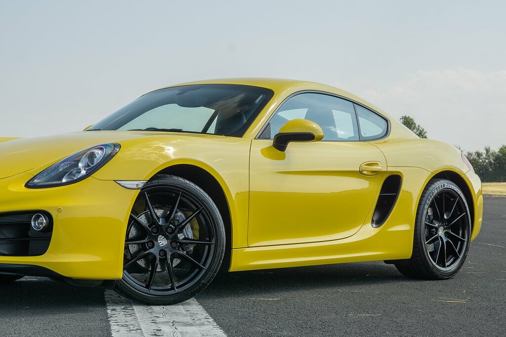 Porsche Cayman 981 Yellow #6