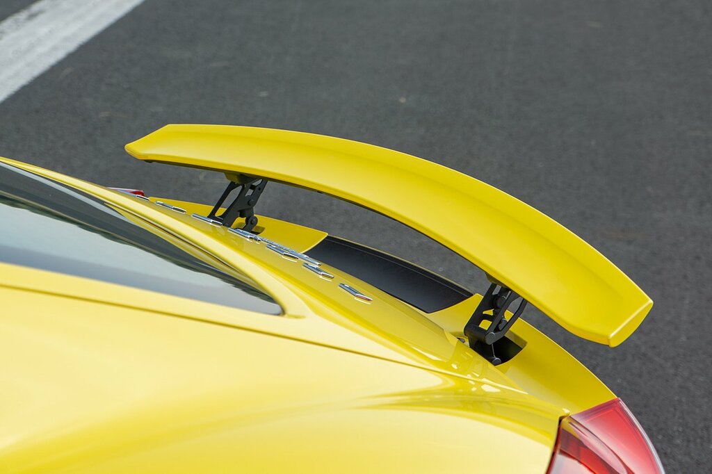 Porsche Cayman 981 Gt4 White #22