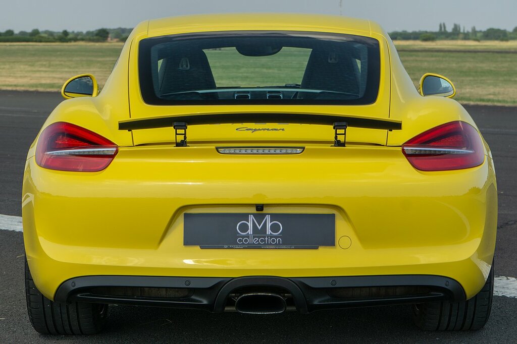 Porsche Cayman 981 Gt4 White #20