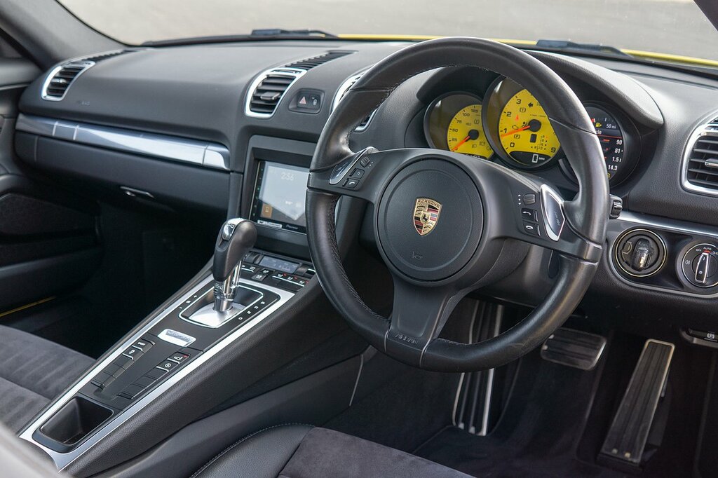 Porsche Cayman 981 Yellow #3