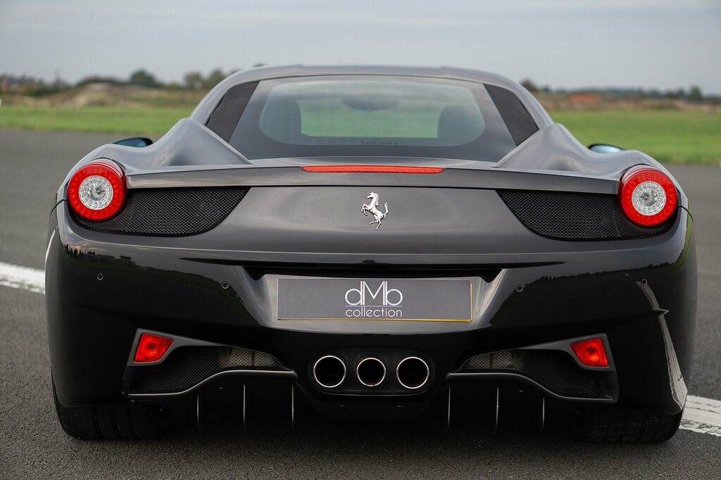 Ferrari 458 Coupe Black #18