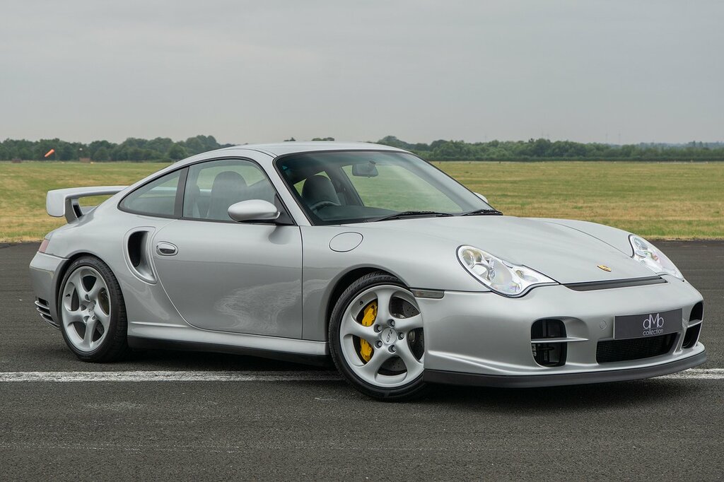 Porsche 911 Carrera 4S Silver #9