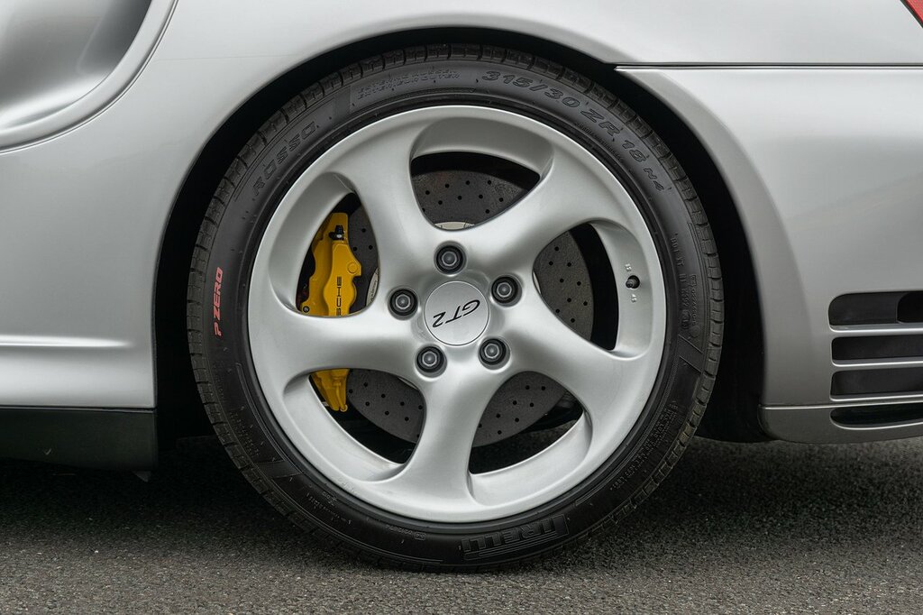 Porsche 911 Carrera 4S Silver #8