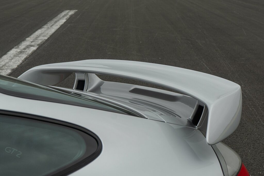 Porsche 911 Carrera 4S Silver #27