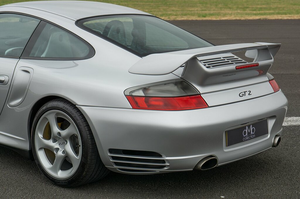 Porsche 911 Carrera 4S Silver #19