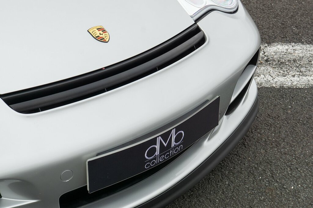 Porsche 911 Carrera 4S Silver #17
