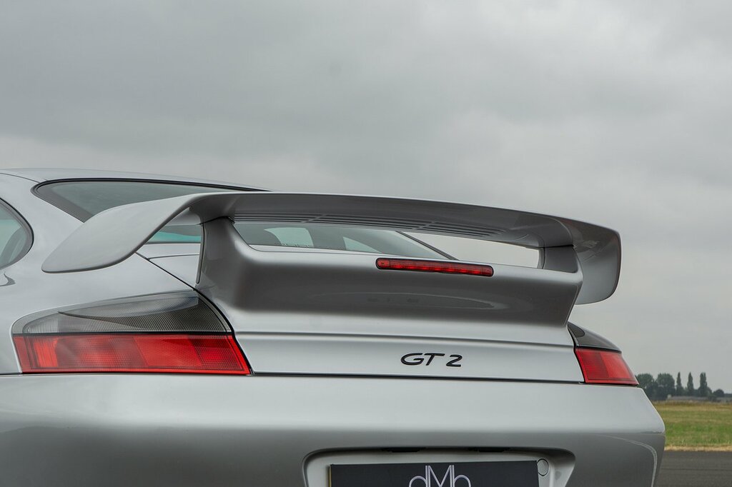 Porsche 911 Carrera 4S Silver #26