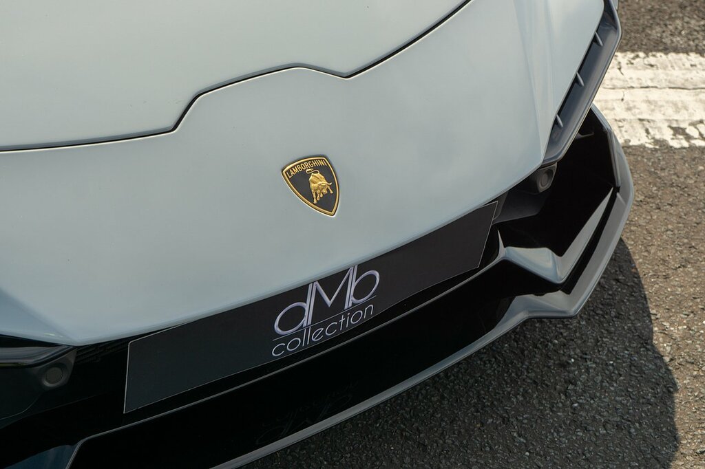 Lamborghini Huracan Sto  #18
