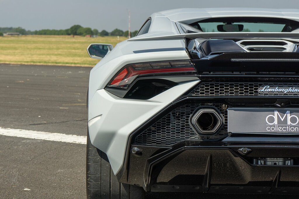 Lamborghini Huracan Sto  #21