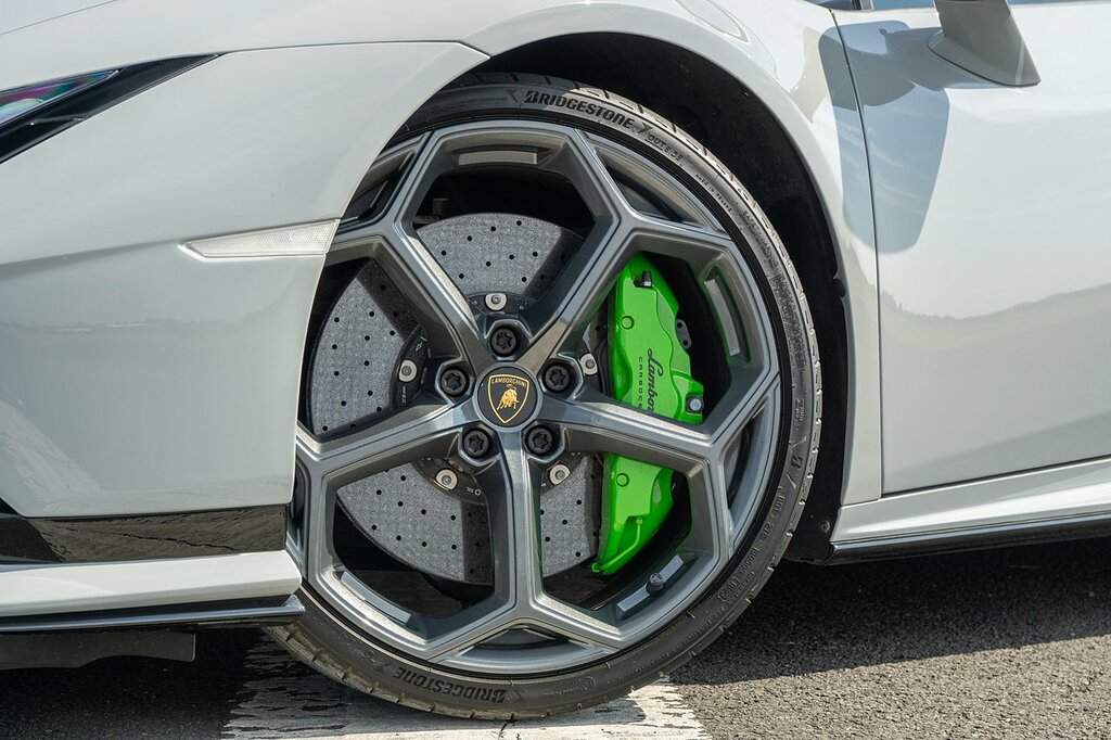 Lamborghini Huracan Sto  #7
