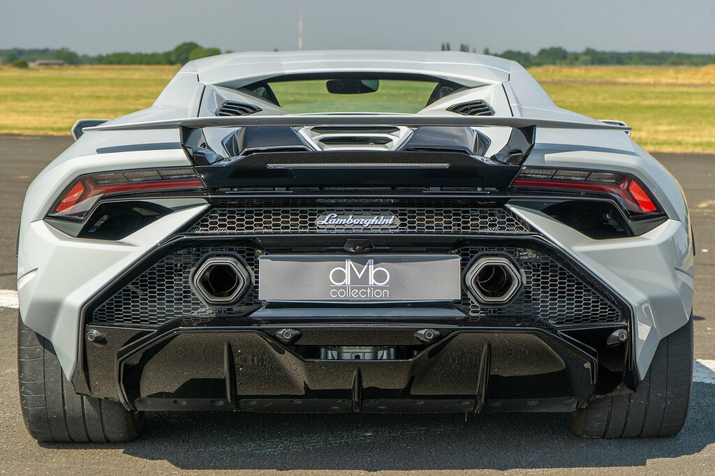 Lamborghini Huracan Sto  #23