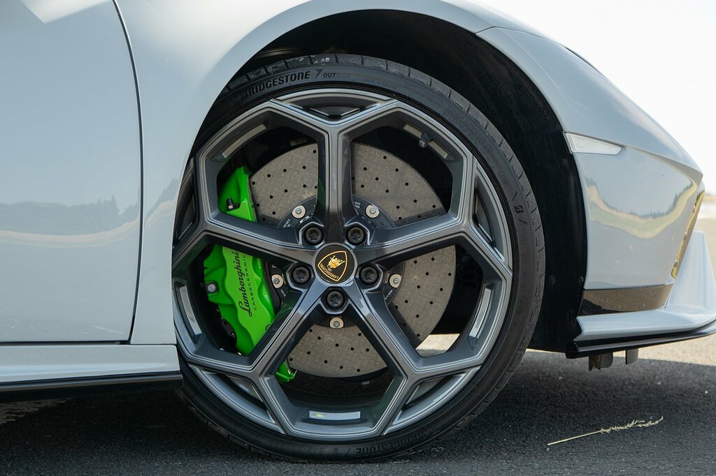 Lamborghini Huracan Sto  #11