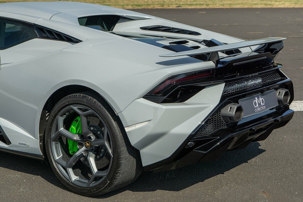 Lamborghini Huracan Sto  #19