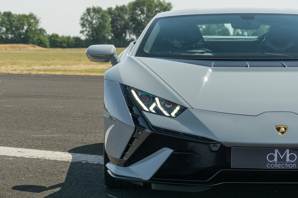 Lamborghini Huracan Sto  #14