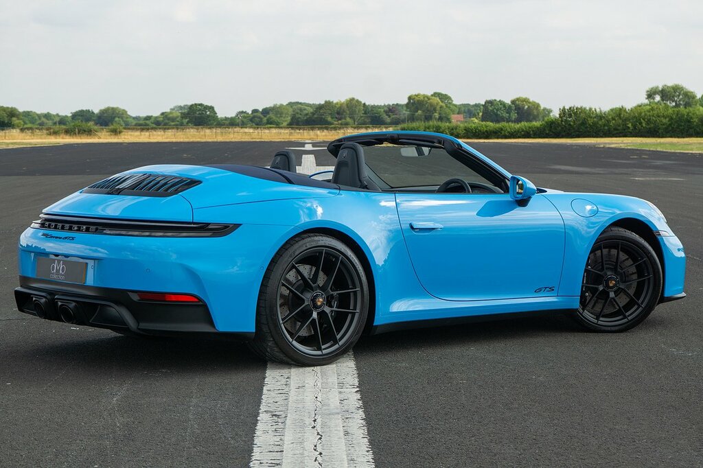 Porsche 911 T-hybrid 992 Carrera Gts Blue #2