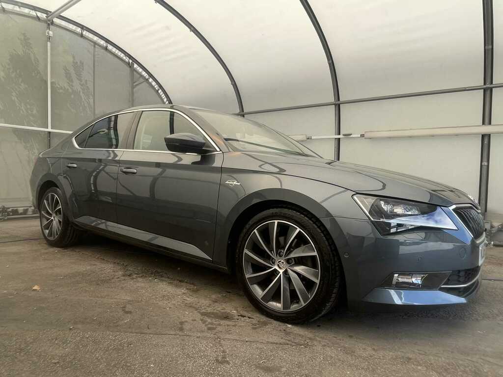Skoda Superb 2.0 Tdi Cr 190 Laurin Klement Dsg Grey #5