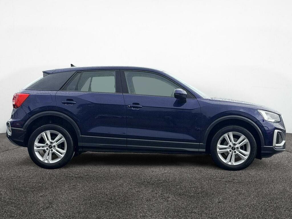 Audi Q2 30 Tfsi Sport YD23HPR Blue #2