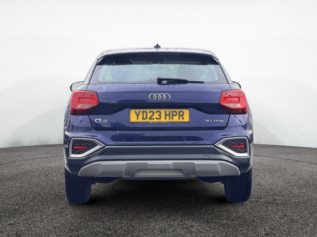 Audi Q2 30 Tfsi Sport YD23HPR Blue #4