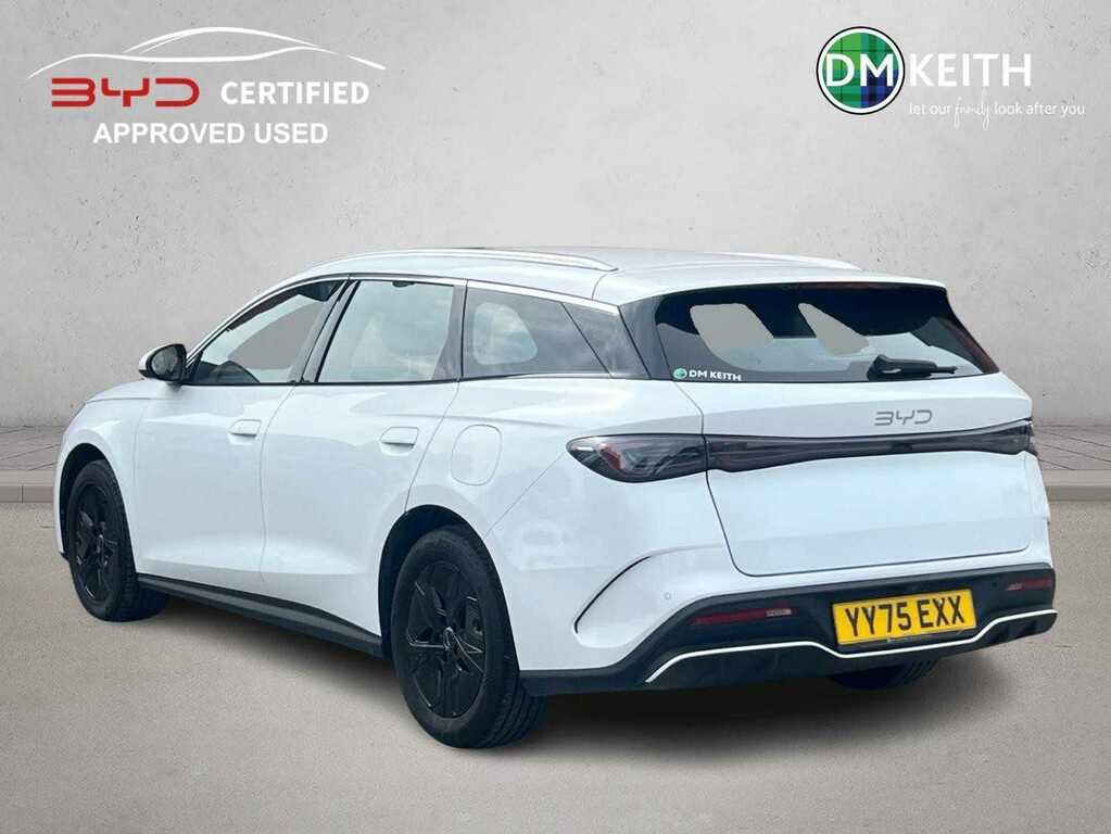 Byd Seal 1.5 Dm-i Boost E-cvt YY75EXX White #6