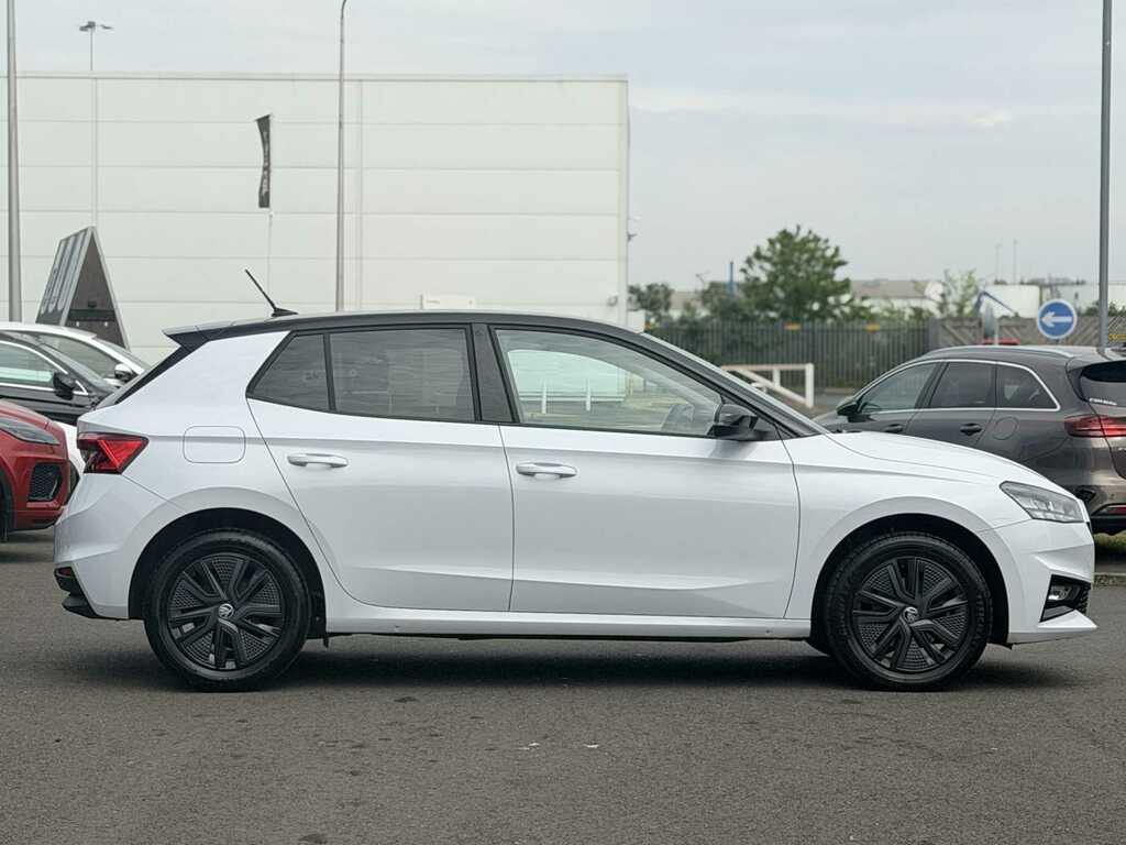 Skoda Fabia 1.0 Tsi 116 Colour Edition YY74PWN White #3
