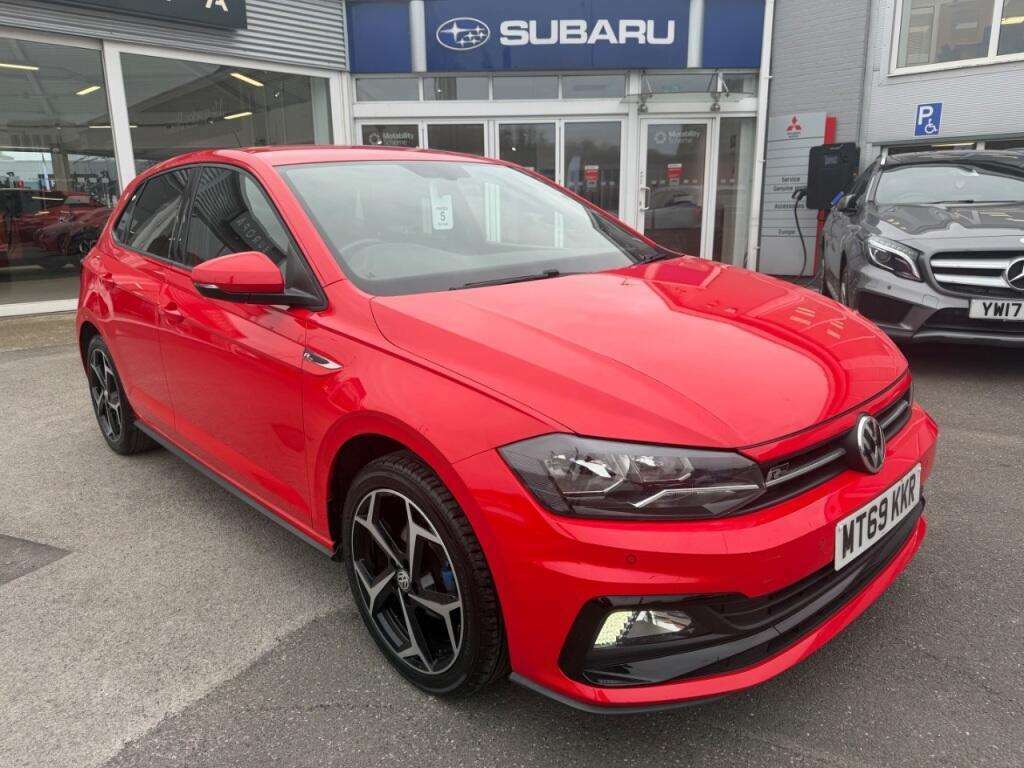 Volkswagen Polo 1.0 Tsi 95 R-line Red