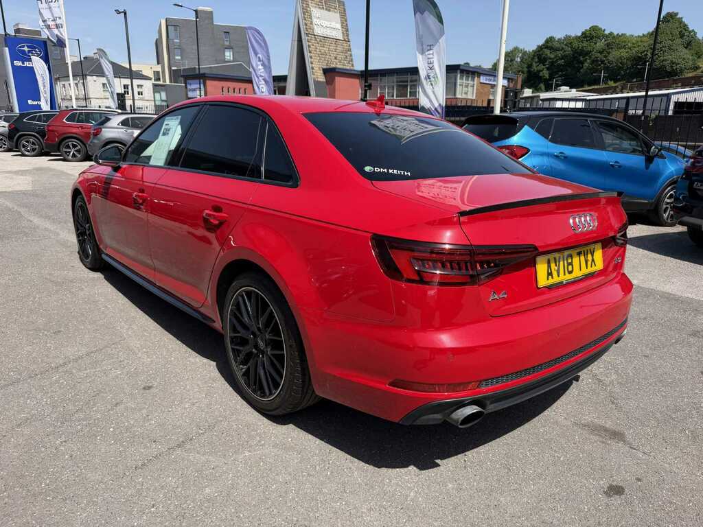 Audi A4 2.0T Fsi Black Edition S Tronic AV18TVX Red #5