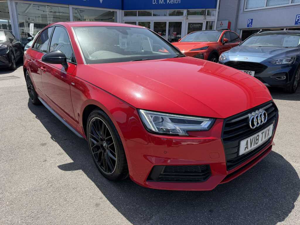 Audi A4 2.0T Fsi Black Edition S Tronic Red