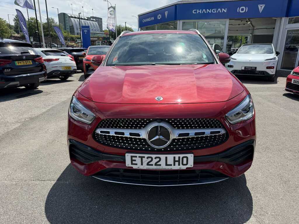 Mercedes-Benz GLA Class Gla 200D Amg Line Premium Red #2