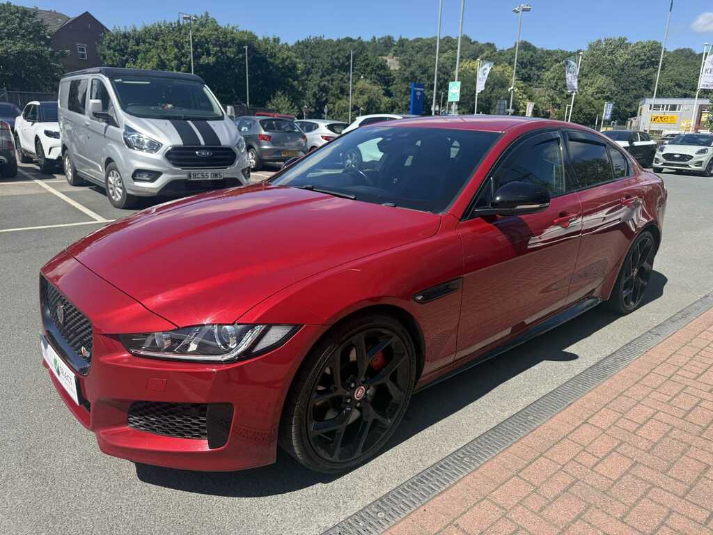 Jaguar XE 3.0 V6 Supercharged S Red #3