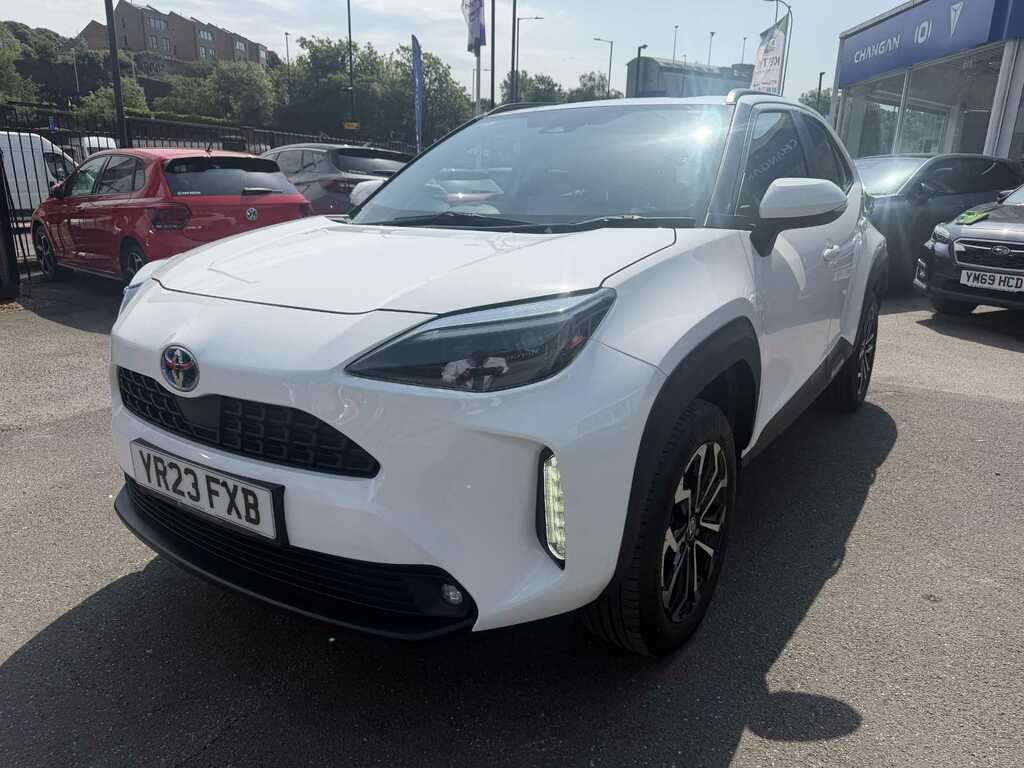 Toyota Yaris Cross 1.5 Hybrid Design Cvt YR23FXB White #3