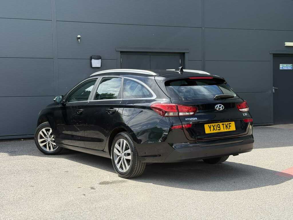 Hyundai I30 1.4T Gdi Se Nav YX19TKF Black #3
