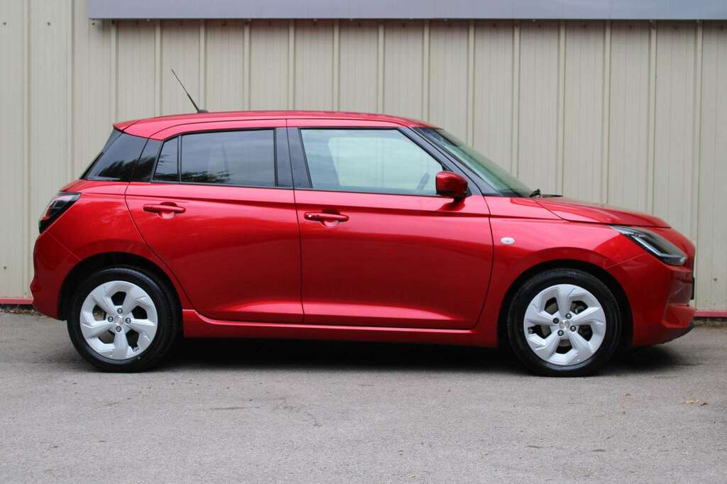 Suzuki Swift 1.2 Mild Hybrid Motion KP75YNN Red #4