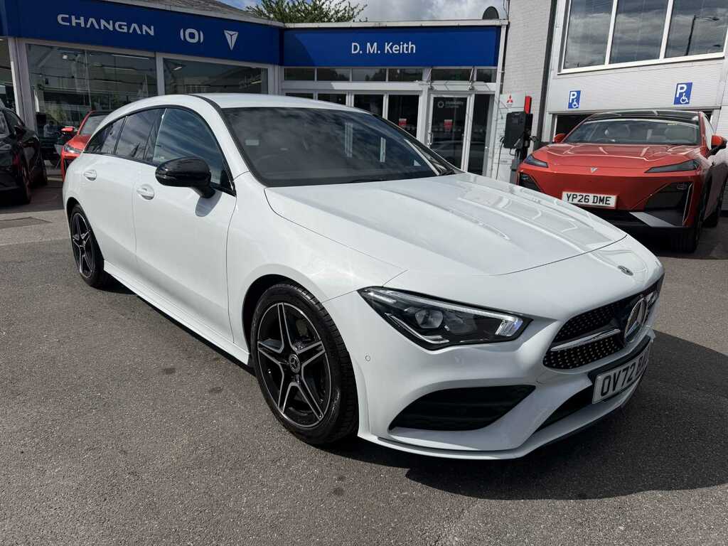 Mercedes-Benz CLA Class Cla 200 Amg Line Executive Tip White