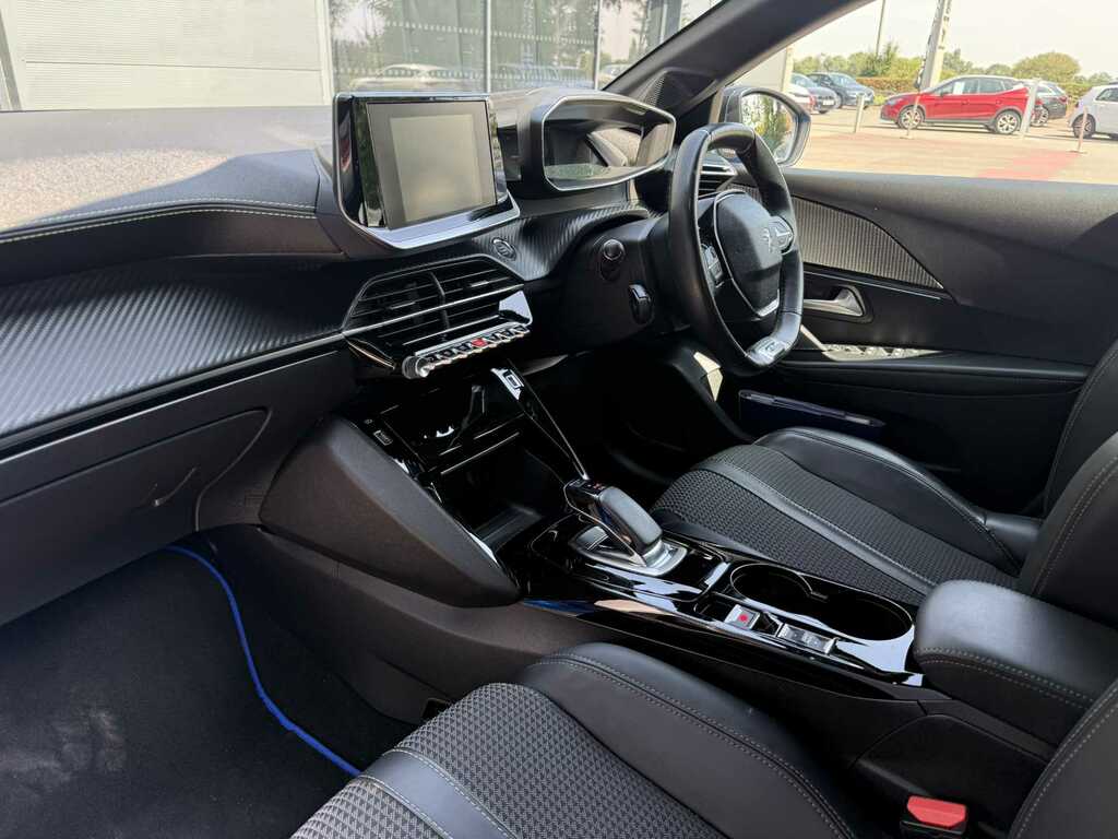 Peugeot e-208 100Kw Gt Line 50Kwh KM70UBJ Blue #6