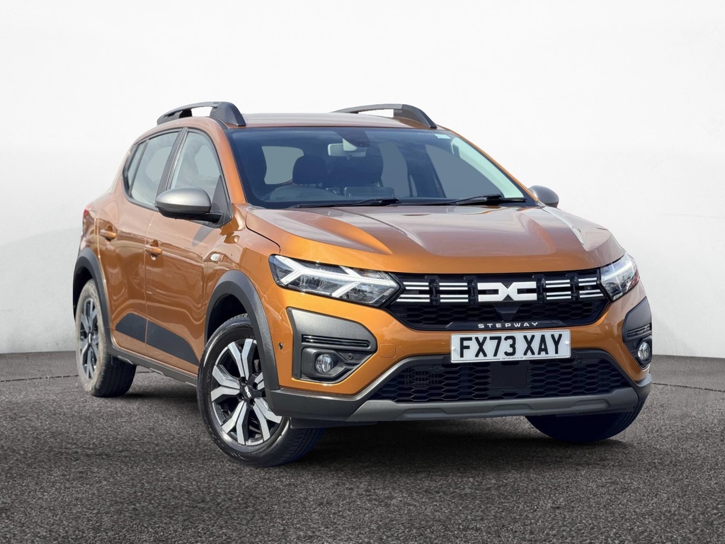 Dacia Sandero Stepway 1.0 Tce Journey Orange