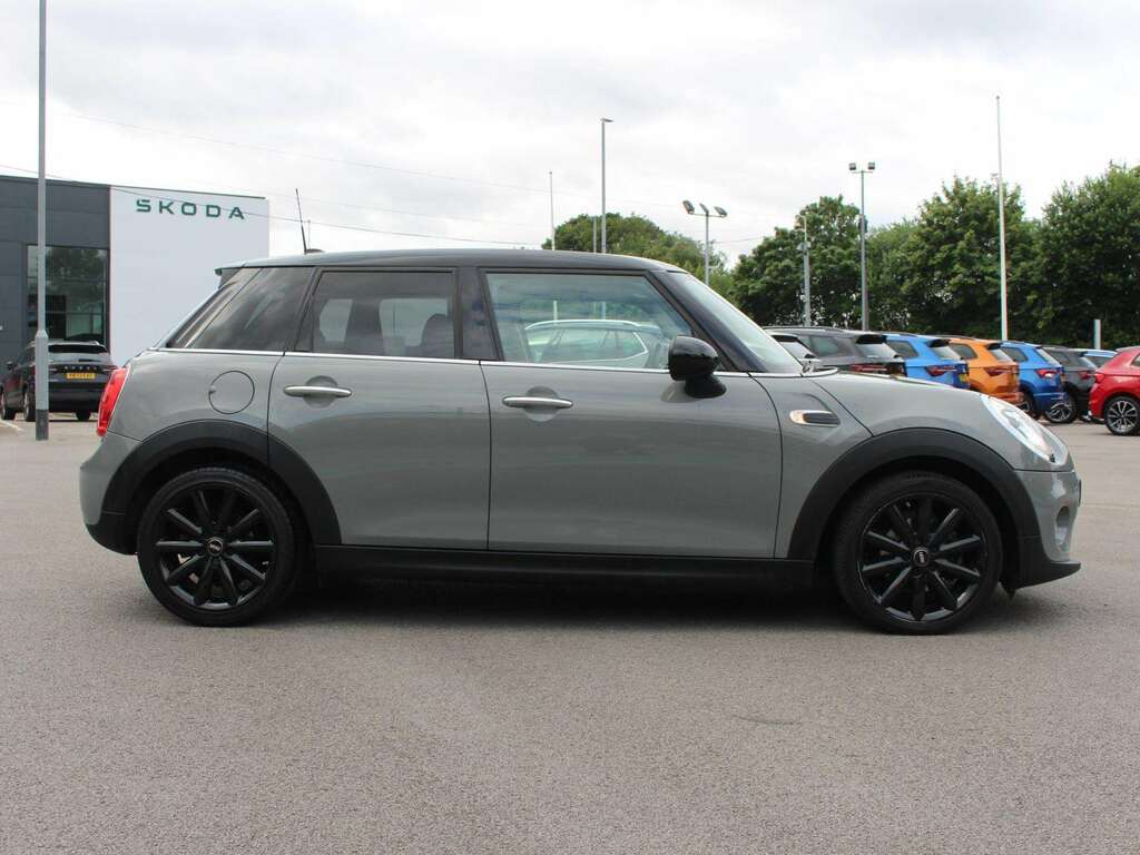 Mini Hatch 1.5 Cooper D Grey #4