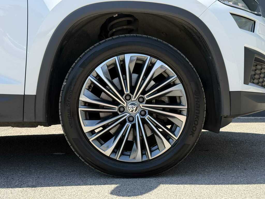 Skoda Kodiaq 2.0 Tsi 190 Se L Executive 4X4 Dsg 7 Seat YT73LNZ White #5